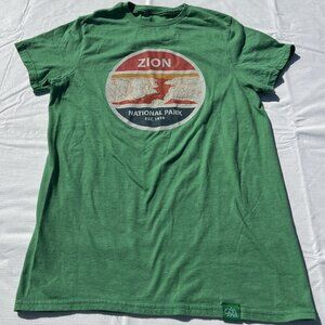 Wild Tribute Zion National Park T Shirt Size Small